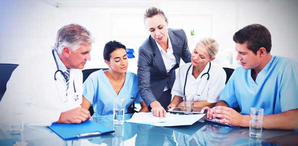 himss-survey-achieving-roi-600x295
